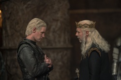 HouseOfTheDragon_EpisodeStills_1x04-KingOfTheNarrowSea_0032
