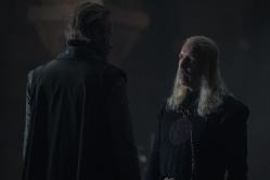 HouseOfTheDragon_EpisodeStills_1x04-KingOfTheNarrowSea_0044