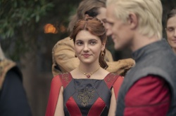 HouseOfTheDragon_EpisodeStills_1x04-KingOfTheNarrowSea_0047