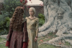 HouseOfTheDragon_EpisodeStills_1x04-KingOfTheNarrowSea_0054