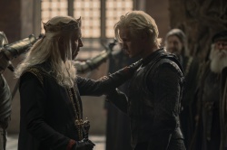 HouseOfTheDragon_EpisodeStills_1x04-KingOfTheNarrowSea_0056