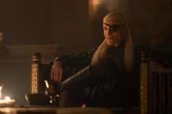HouseOfTheDragon_EpisodeStills_2x01_ASonForASon_0026