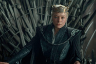 HouseOfTheDragon_EpisodeStills_3x03-RhaenyraTriumphant_0015