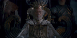 extant_HouseOfTheDragon_1x01-TheHeirsOfTheDragon_0140