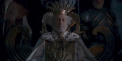 extant_HouseOfTheDragon_1x01-TheHeirsOfTheDragon_0141