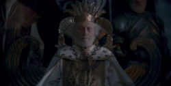 extant_HouseOfTheDragon_1x01-TheHeirsOfTheDragon_0142
