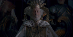 extant_HouseOfTheDragon_1x01-TheHeirsOfTheDragon_0148