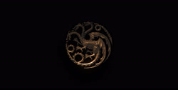 extant_HouseOfTheDragon_1x01-TheHeirsOfTheDragon_0162