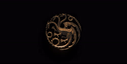 extant_HouseOfTheDragon_1x01-TheHeirsOfTheDragon_0164