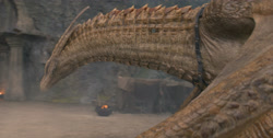 extant_HouseOfTheDragon_1x01-TheHeirsOfTheDragon_0360