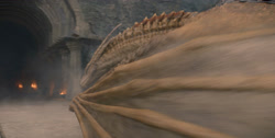 extant_HouseOfTheDragon_1x01-TheHeirsOfTheDragon_0361