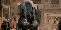 extant_HouseOfTheDragon_1x01-TheHeirsOfTheDragon_0386