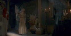 extant_HouseOfTheDragon_1x01-TheHeirsOfTheDragon_0489