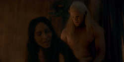 extant_HouseOfTheDragon_1x01-TheHeirsOfTheDragon_1976