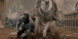 extant_HouseOfTheDragon_1x01-TheHeirsOfTheDragon_2265