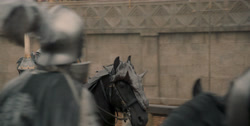 extant_HouseOfTheDragon_1x01-TheHeirsOfTheDragon_2355
