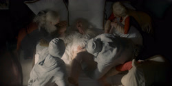 extant_HouseOfTheDragon_1x01-TheHeirsOfTheDragon_3095
