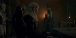 extant_HouseOfTheDragon_1x01-TheHeirsOfTheDragon_3701