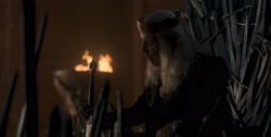 extant_HouseOfTheDragon_1x01-TheHeirsOfTheDragon_4607