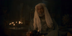 extant_HouseOfTheDragon_1x02-TheRoguePrince_4232