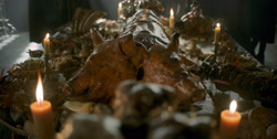 extant_HouseOfTheDragon_1x03-SecondOfHisName_0283