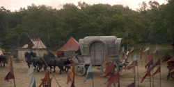 extant_HouseOfTheDragon_1x03-SecondOfHisName_0778