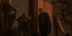 extant_HouseOfTheDragon_1x03-SecondOfHisName_1940