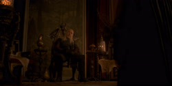 extant_HouseOfTheDragon_1x03-SecondOfHisName_2149