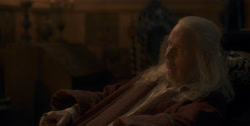 extant_HouseOfTheDragon_1x03-SecondOfHisName_3414