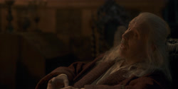 extant_HouseOfTheDragon_1x03-SecondOfHisName_3425