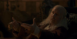 extant_HouseOfTheDragon_1x03-SecondOfHisName_3441