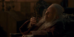 extant_HouseOfTheDragon_1x03-SecondOfHisName_3561