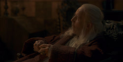 extant_HouseOfTheDragon_1x03-SecondOfHisName_3569