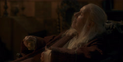 extant_HouseOfTheDragon_1x03-SecondOfHisName_3574