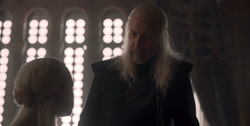 extant_HouseOfTheDragon_1x03-SecondOfHisName_3856