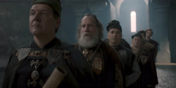 extant_HouseOfTheDragon_1x04-KingOfTheNarrowSea_0028