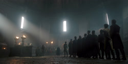 extant_HouseOfTheDragon_1x04-KingOfTheNarrowSea_0035
