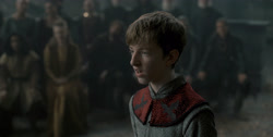 extant_HouseOfTheDragon_1x04-KingOfTheNarrowSea_0175