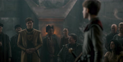 extant_HouseOfTheDragon_1x04-KingOfTheNarrowSea_0183