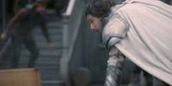 extant_HouseOfTheDragon_1x04-KingOfTheNarrowSea_0350