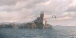 extant_HouseOfTheDragon_1x04-KingOfTheNarrowSea_0367