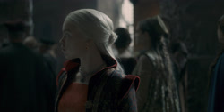 extant_HouseOfTheDragon_1x04-KingOfTheNarrowSea_0443