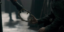 extant_HouseOfTheDragon_1x04-KingOfTheNarrowSea_0641