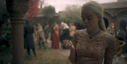 extant_HouseOfTheDragon_1x04-KingOfTheNarrowSea_0736