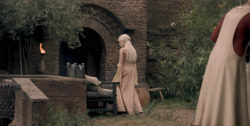 extant_HouseOfTheDragon_1x04-KingOfTheNarrowSea_0845