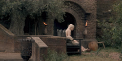 extant_HouseOfTheDragon_1x04-KingOfTheNarrowSea_0848
