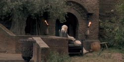 extant_HouseOfTheDragon_1x04-KingOfTheNarrowSea_0851