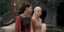extant_HouseOfTheDragon_1x04-KingOfTheNarrowSea_0892