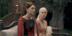 extant_HouseOfTheDragon_1x04-KingOfTheNarrowSea_0906