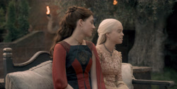 extant_HouseOfTheDragon_1x04-KingOfTheNarrowSea_0920